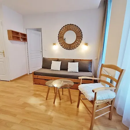 L'eterlou, T3, Centre Luchon, Wifi, Casier A Skis, Ascenseur, 6 Personnes * Bagnères-de-Luchon